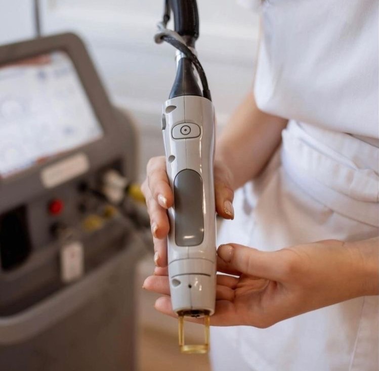 لیزر موهای زائد در اهواز